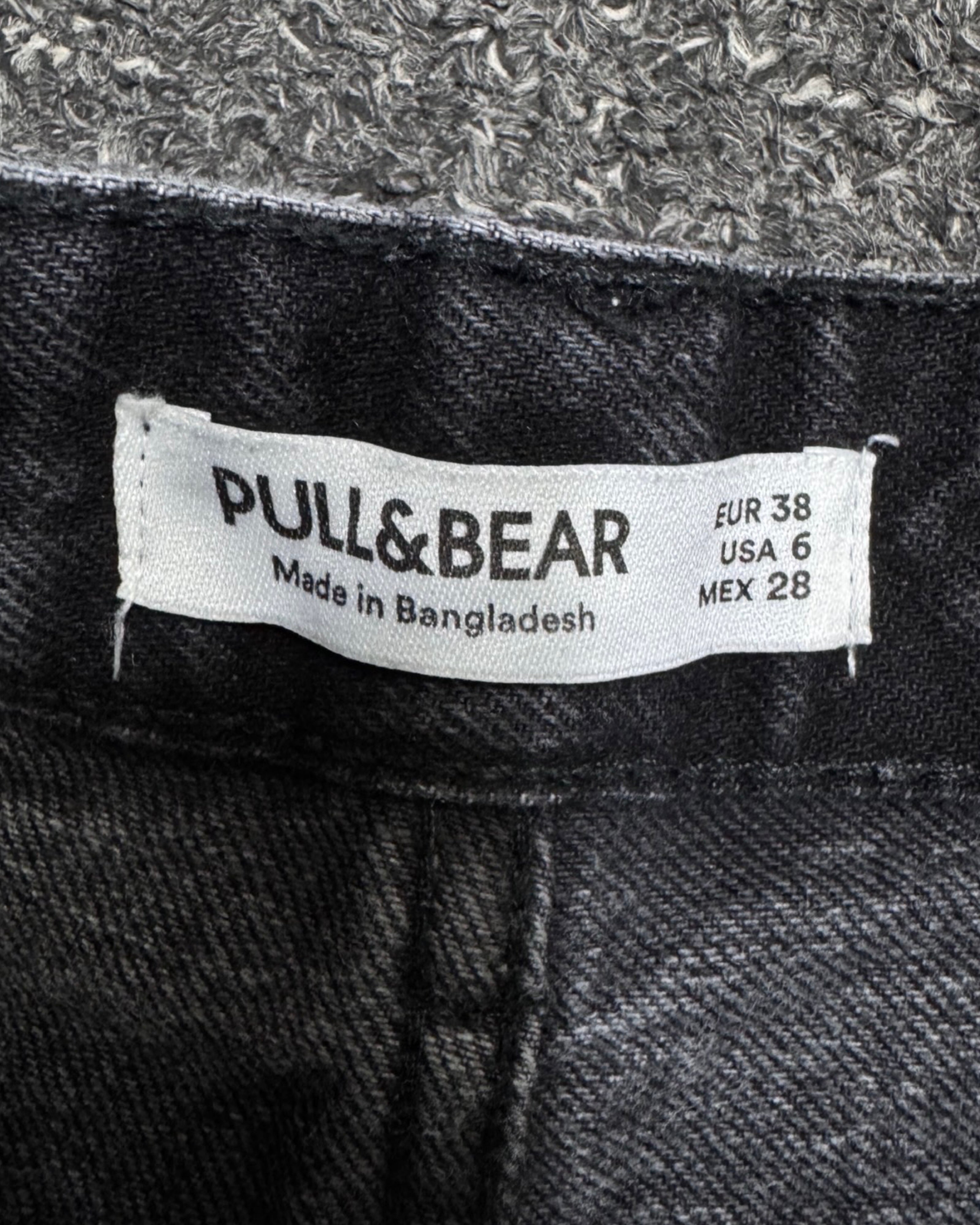 PULL&BEAR SHORTS W28