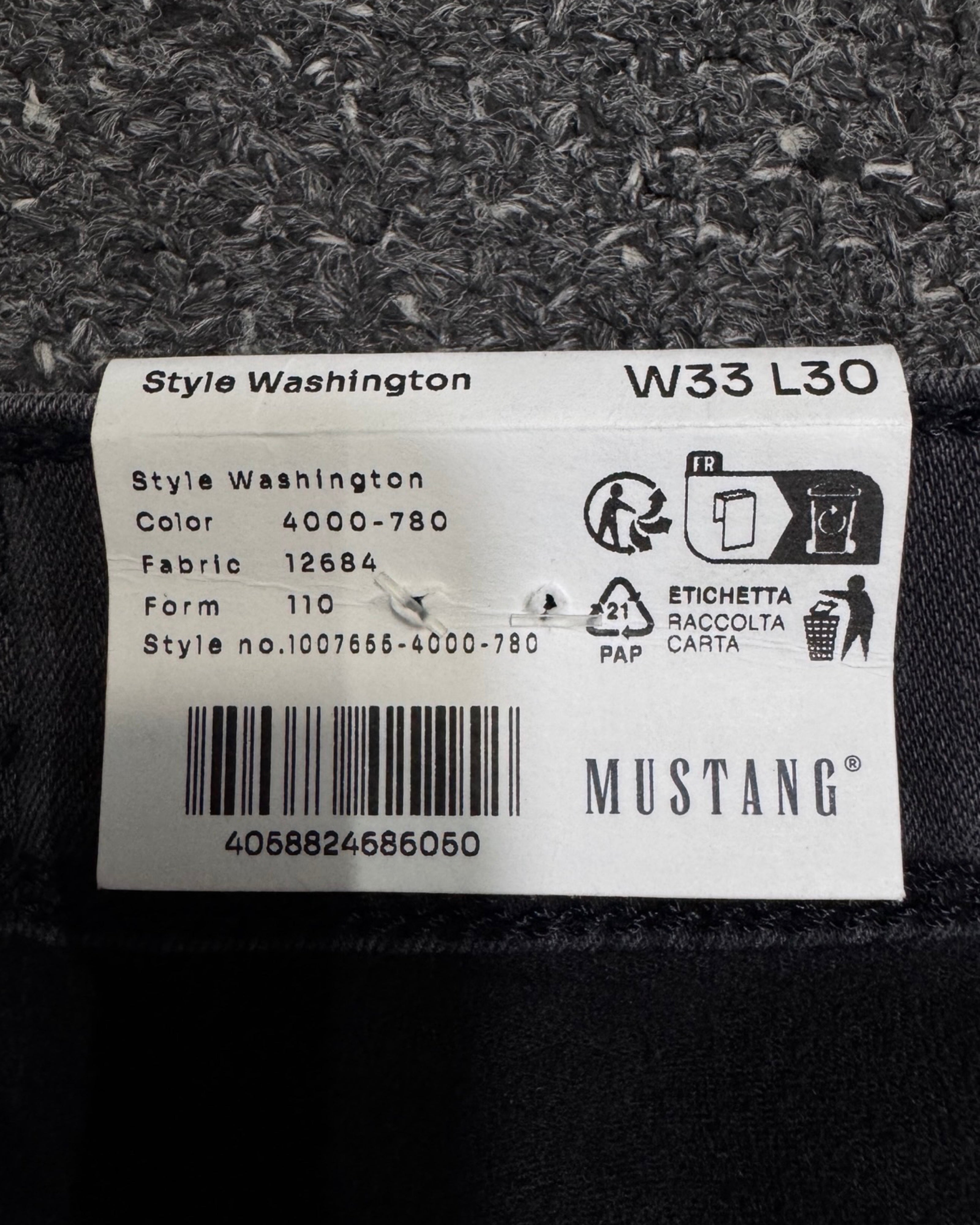 mustang Regular w33l30