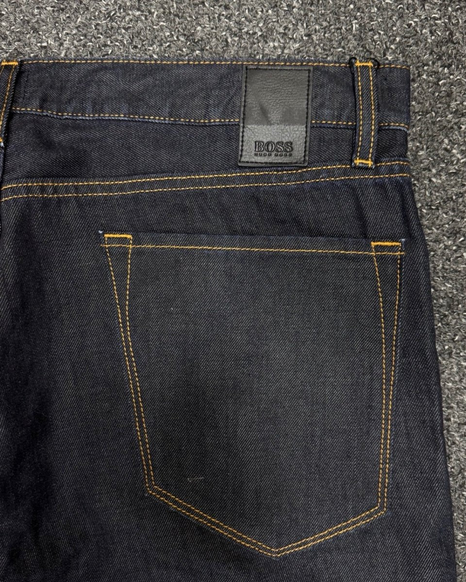 HUGO BOSS Straight w36l32