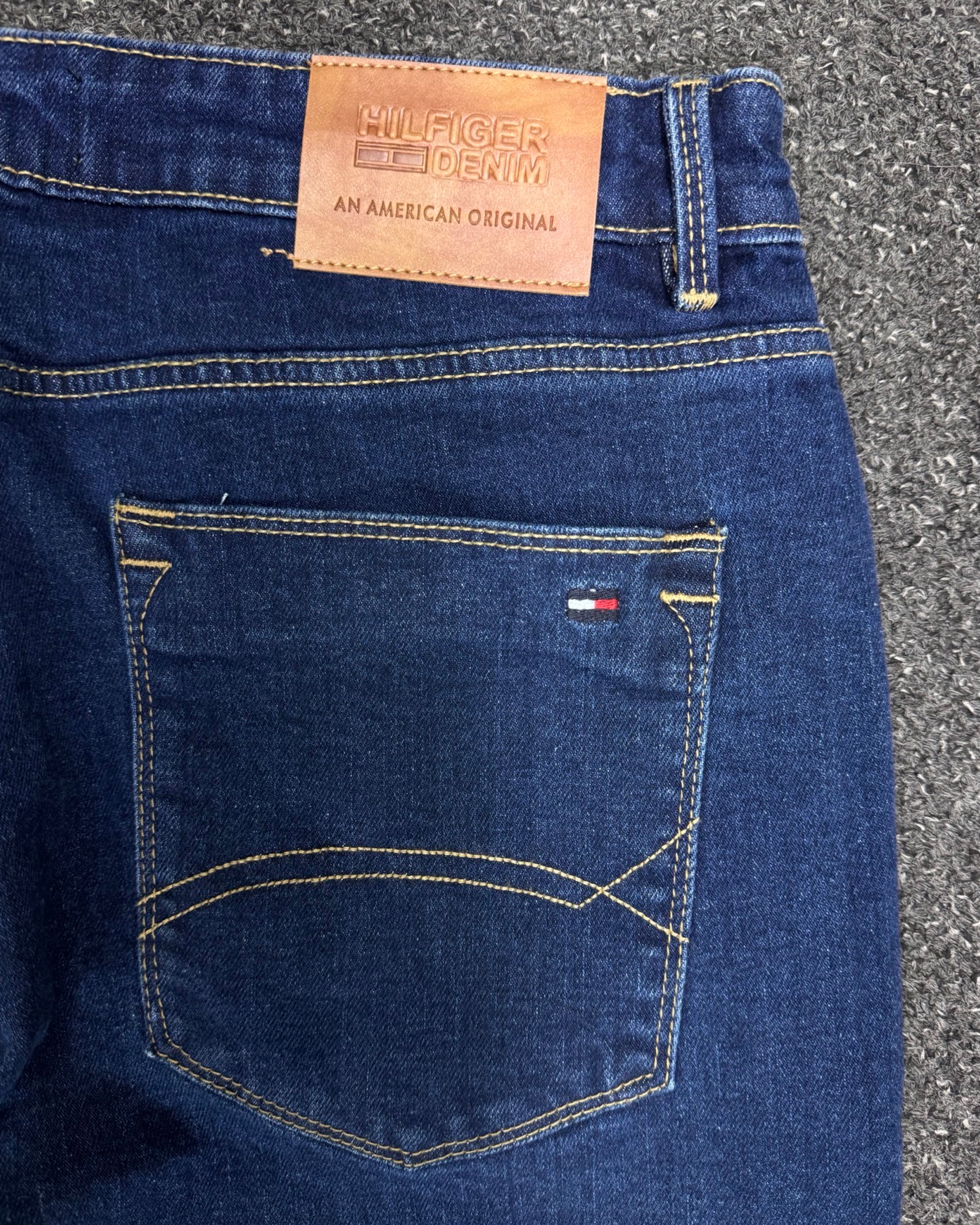 TOMMY HILFIGER