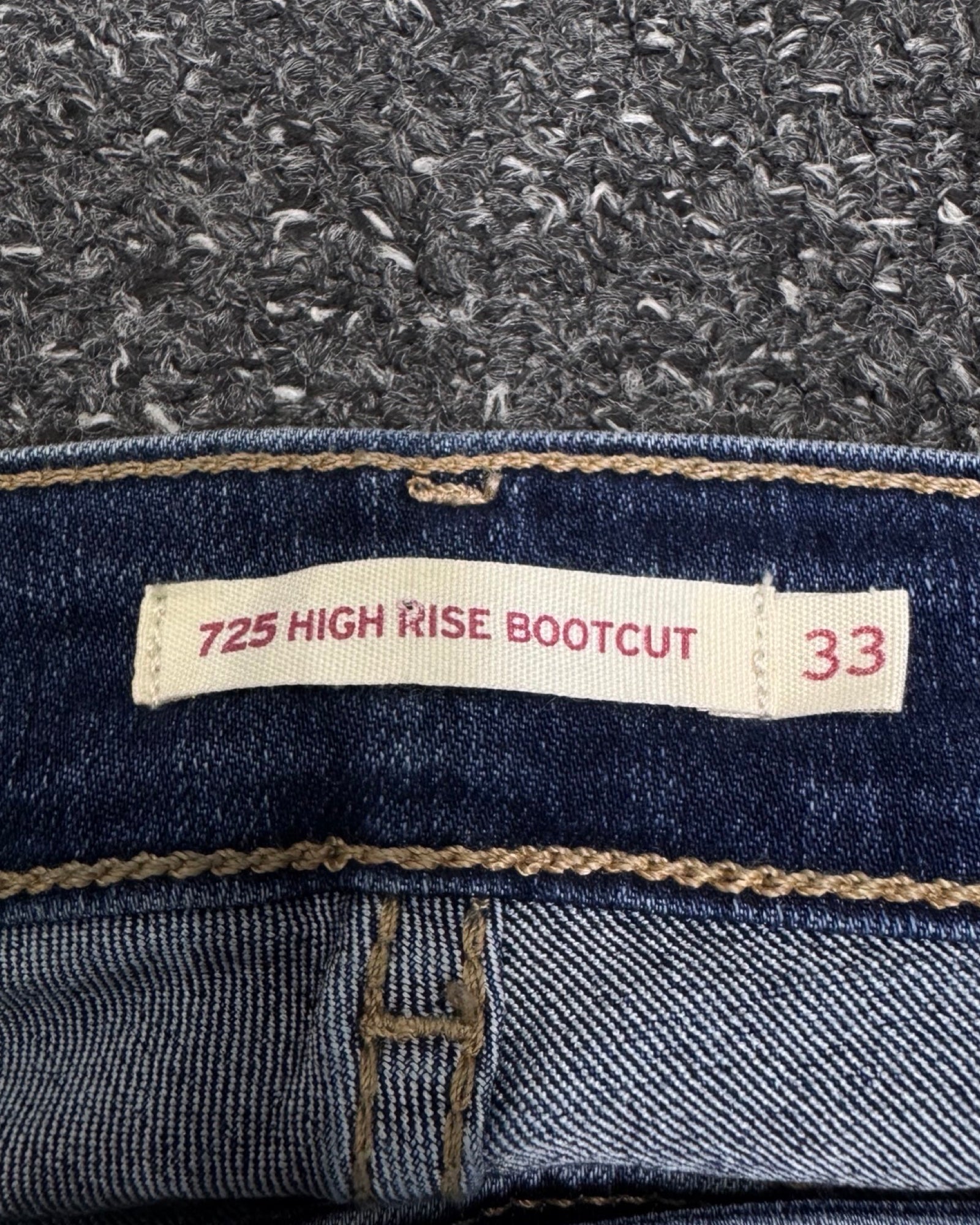 LEVIS 725 BOOTCUT W33L30