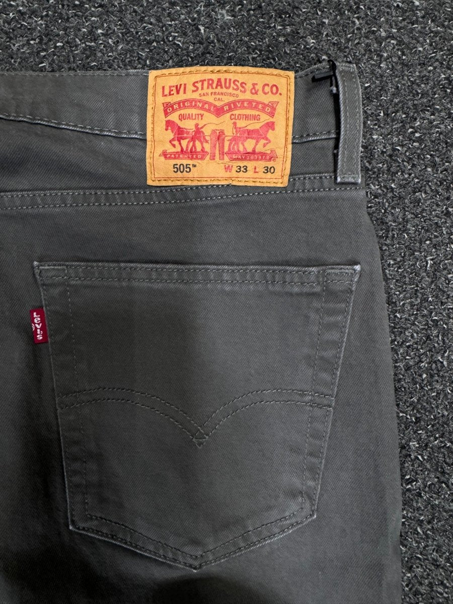 LEVI'S 505 w33l30