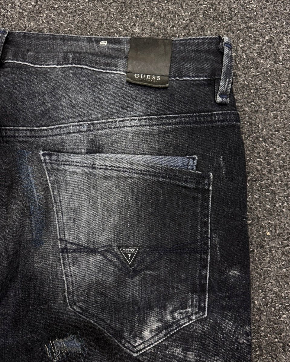 GUESS Slim w30l32