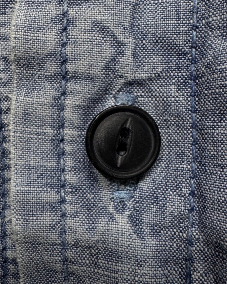 LEVIS L
