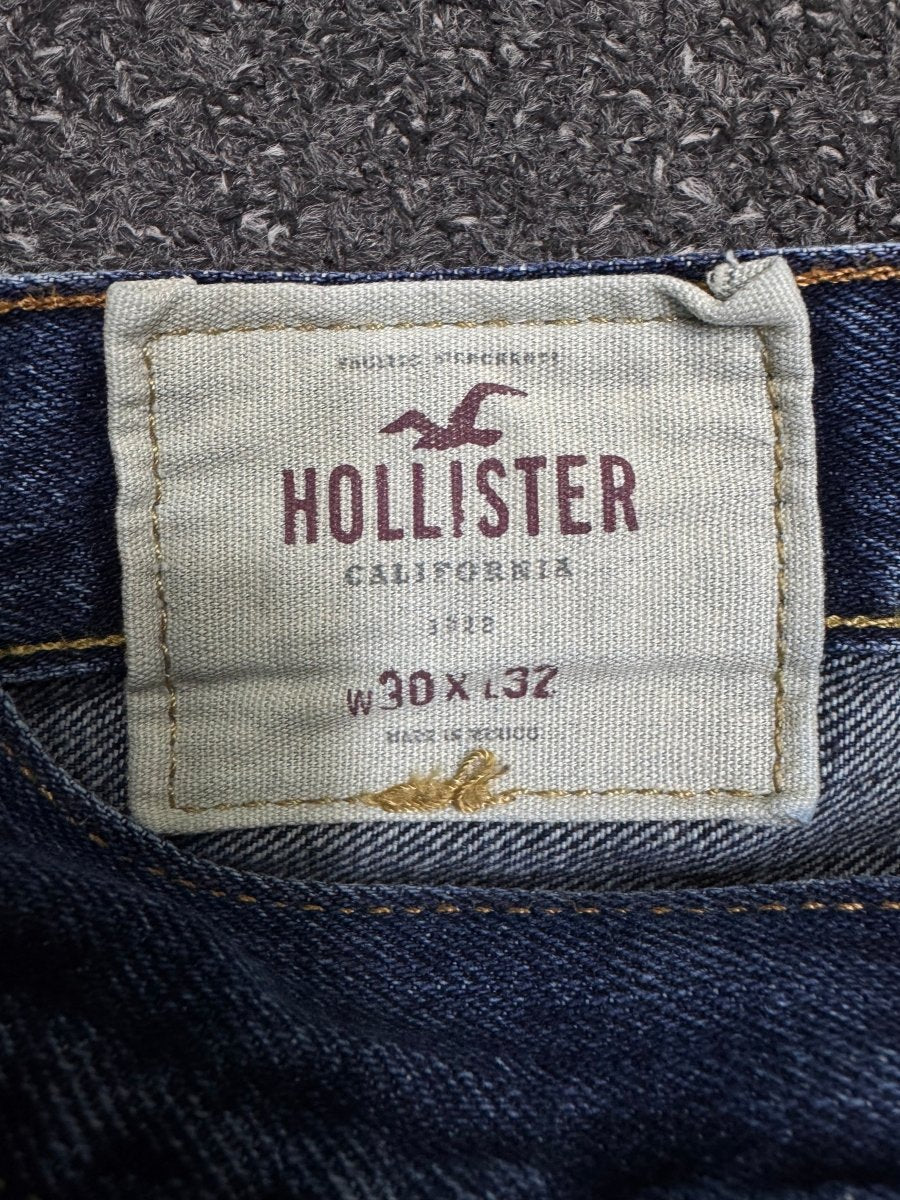 HOLLISTER REGULAR W30L32