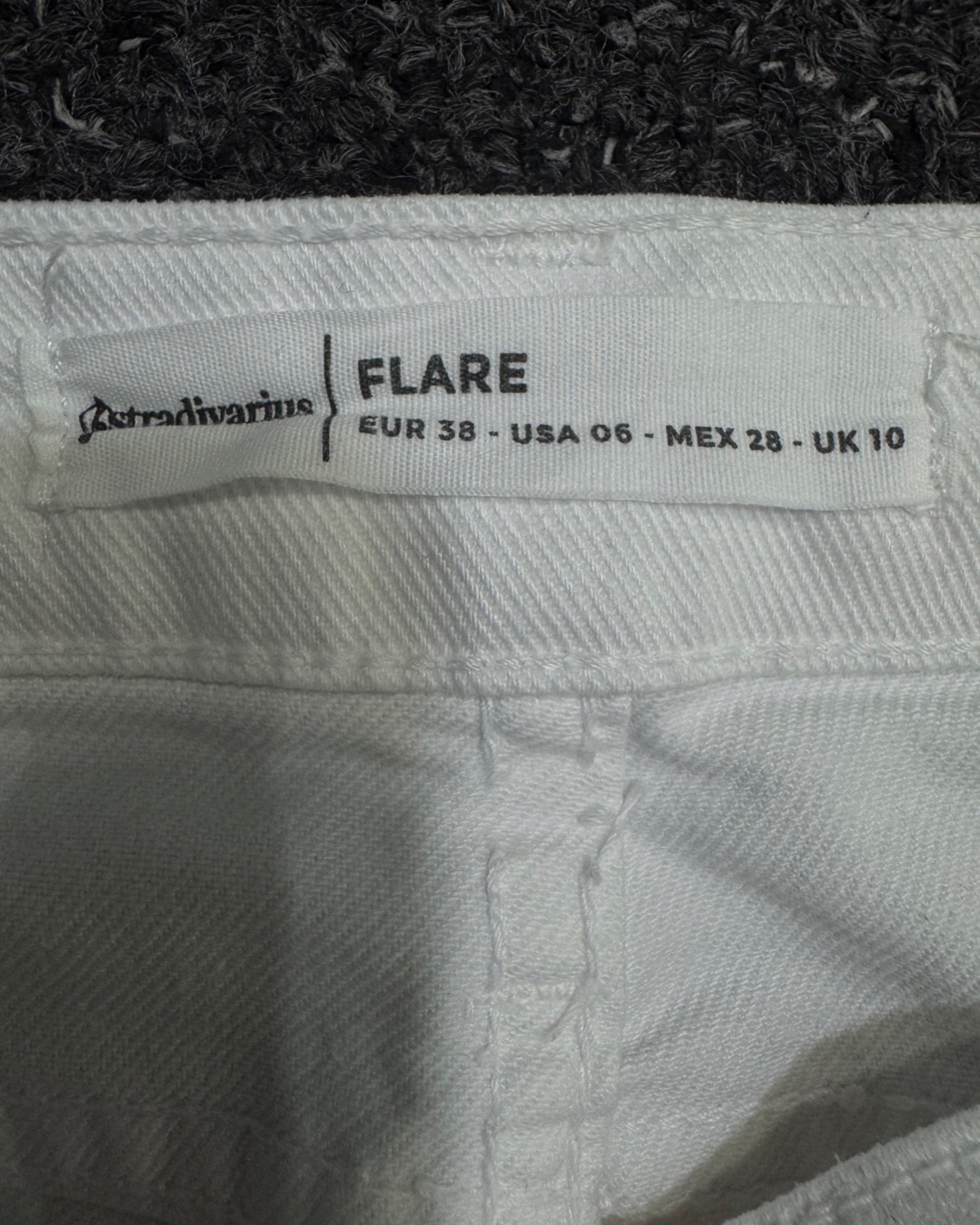stradivarius Flare w28l32