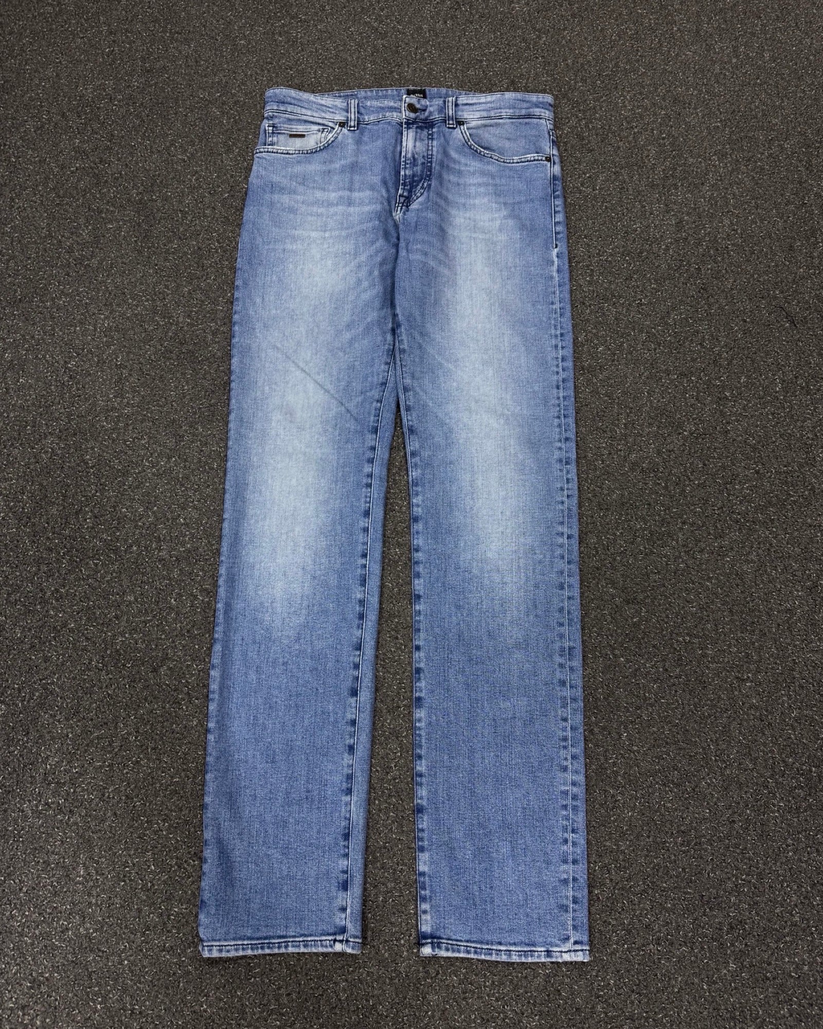 HUGO BOSS Regular w31l34