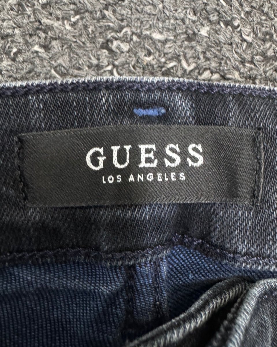 GUESS Slim w30l32