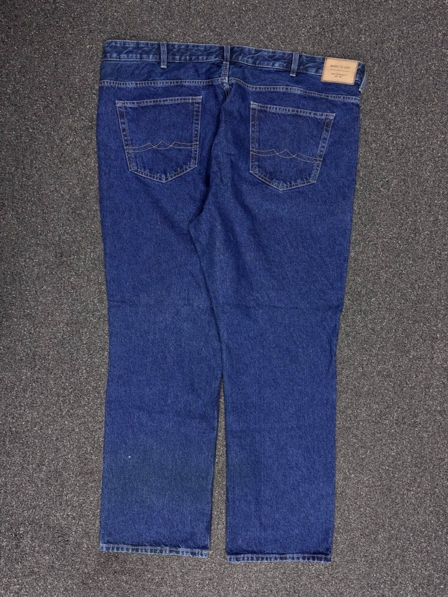 C&A Regular w46l32