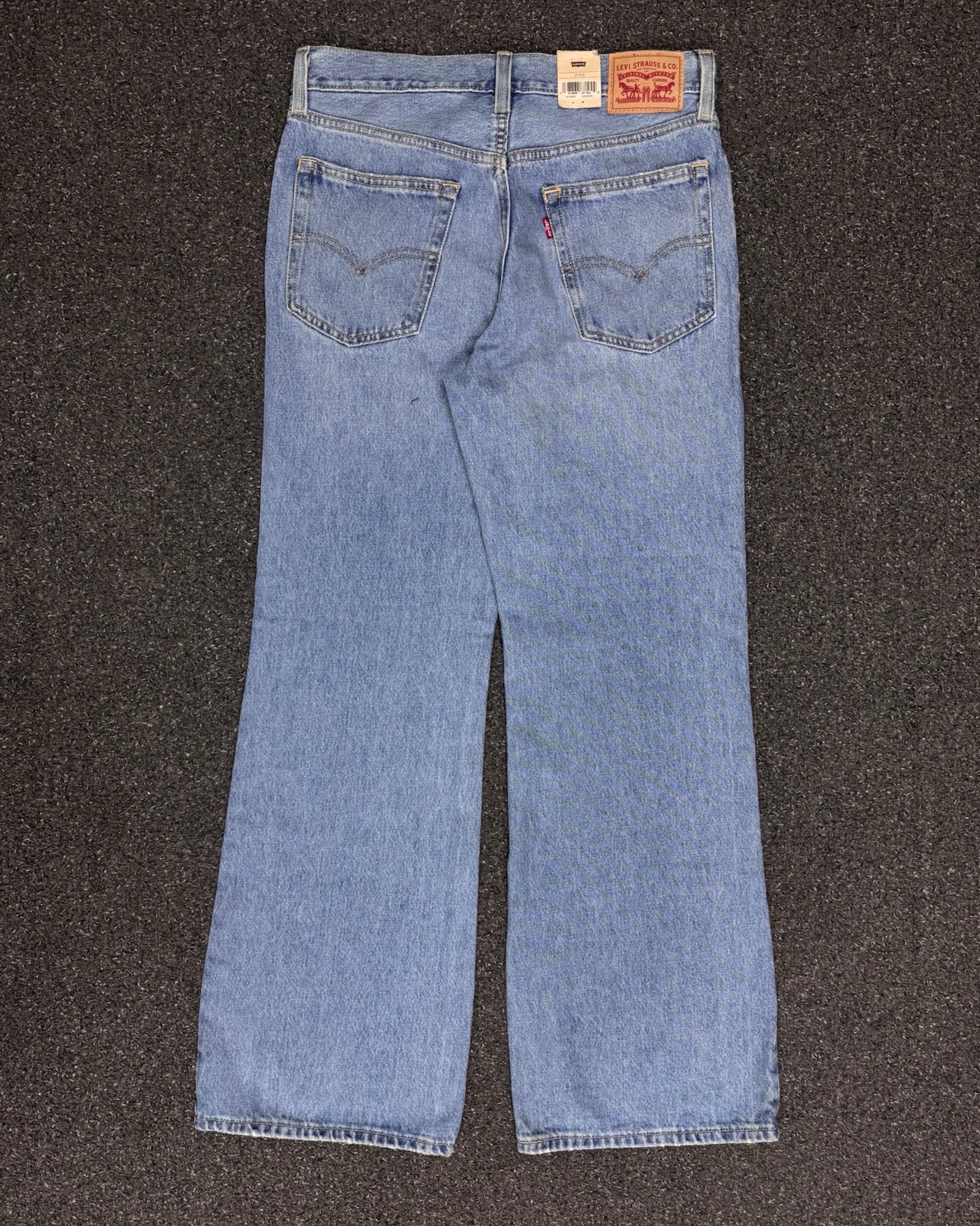 LEVIS BAGGY BOOTCUT W27L31