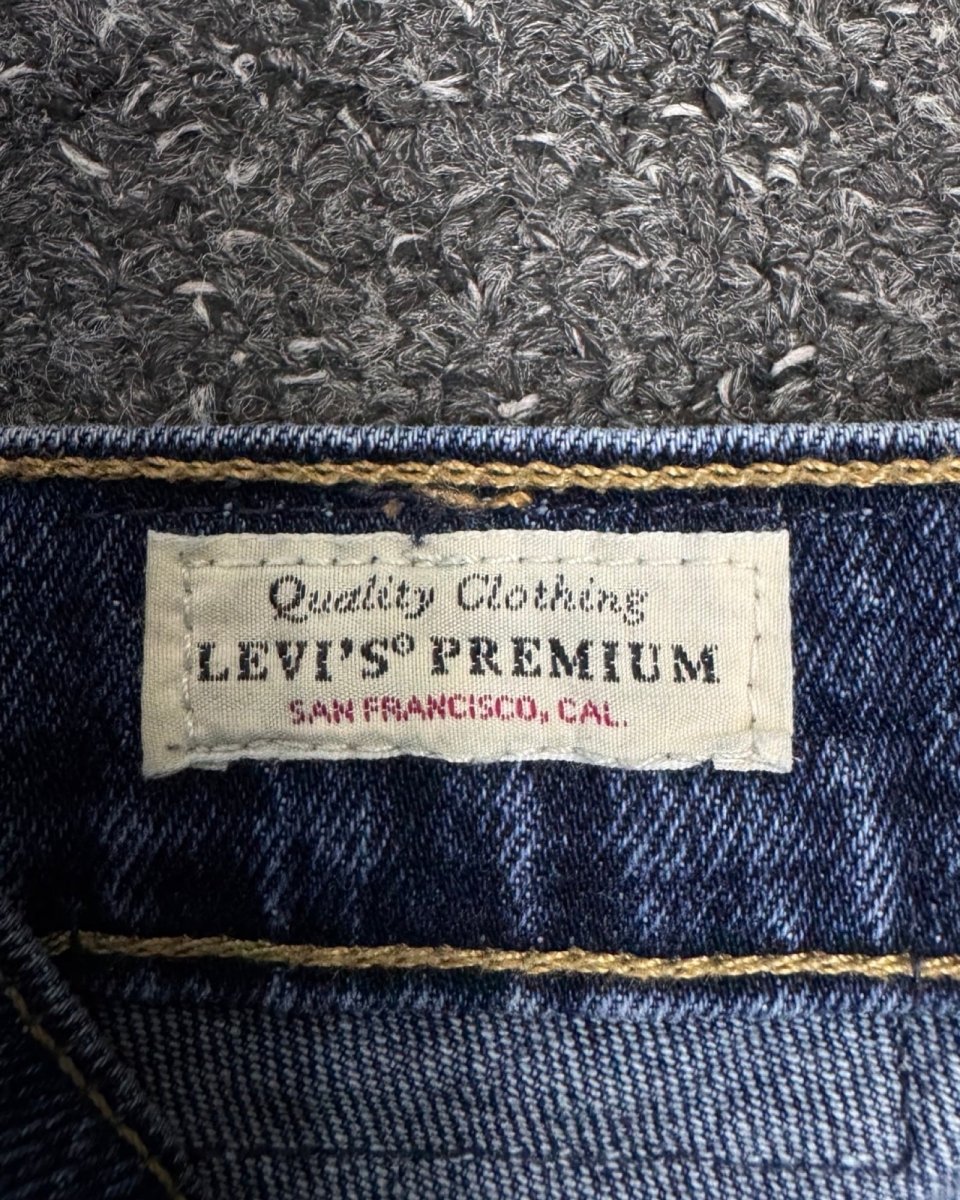 Levis Straight w25l30