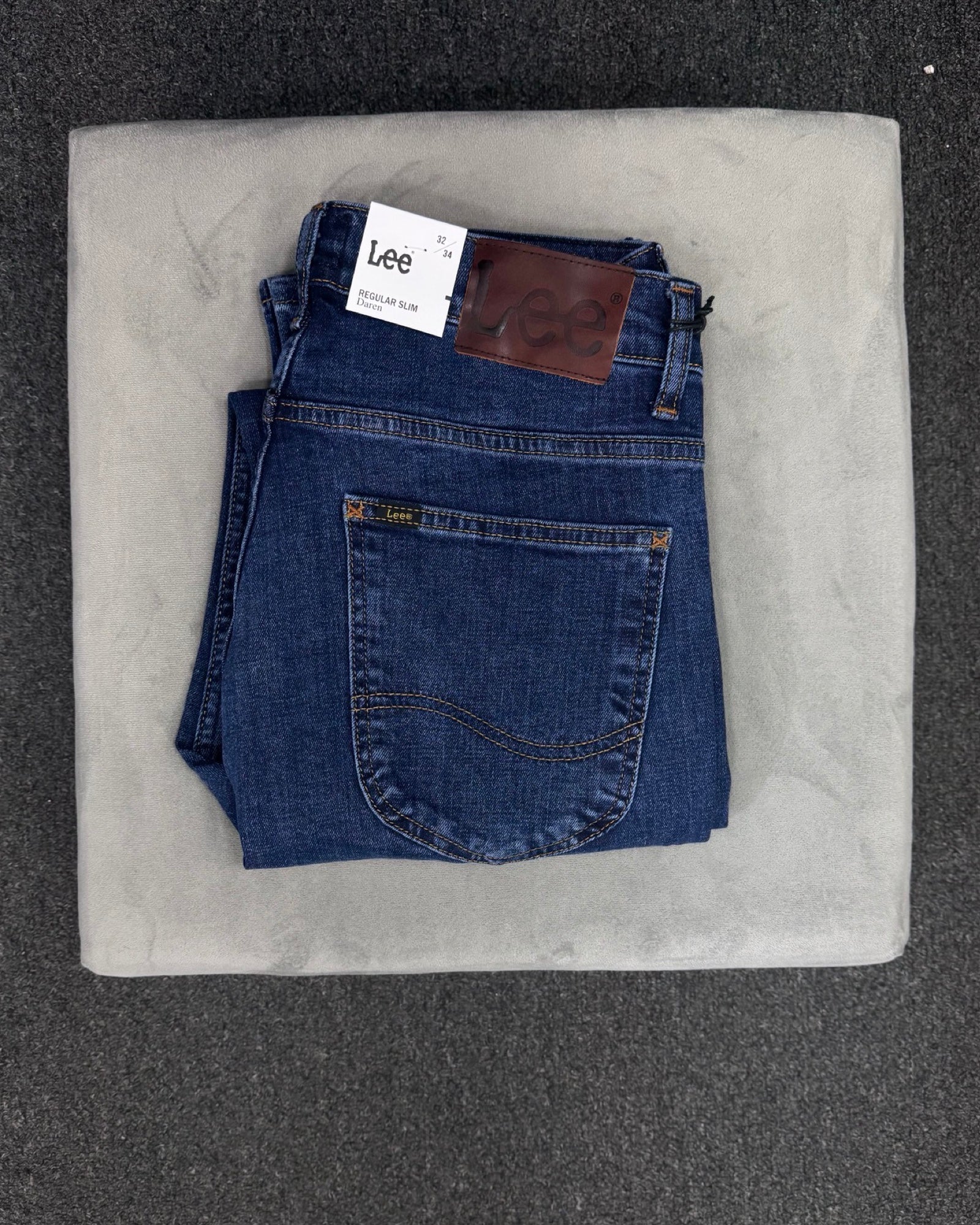 LEE JEANS