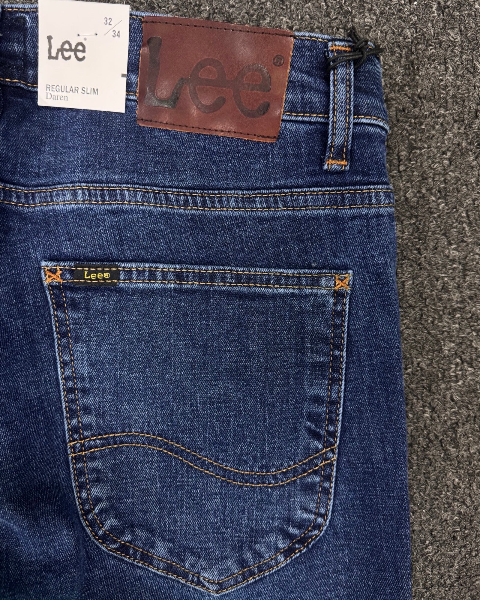 LEE JEANS