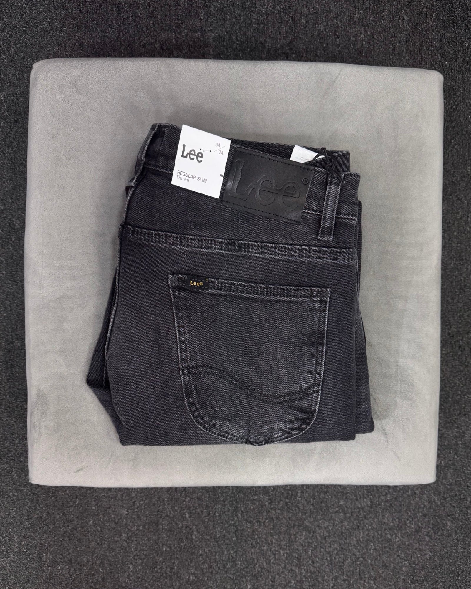 LEE JEANS