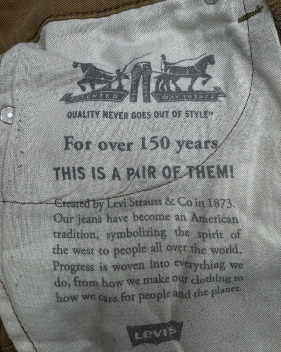 LEVI'S 502 w28L30