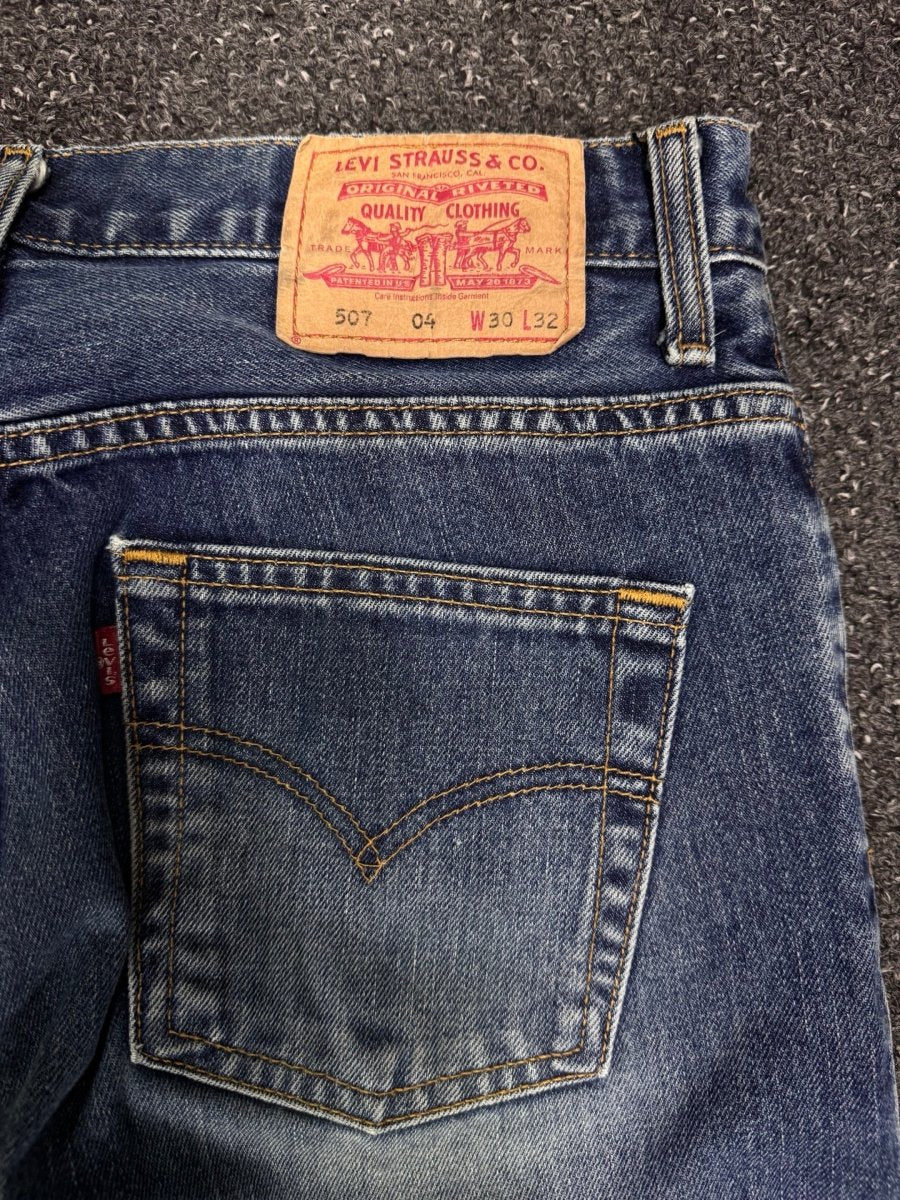 LEVI'S 507 04 w30l32