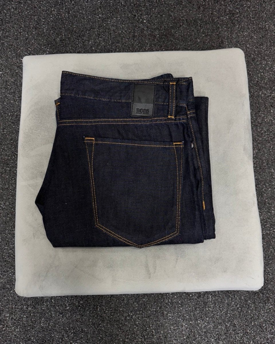 HUGO BOSS Straight w36l32
