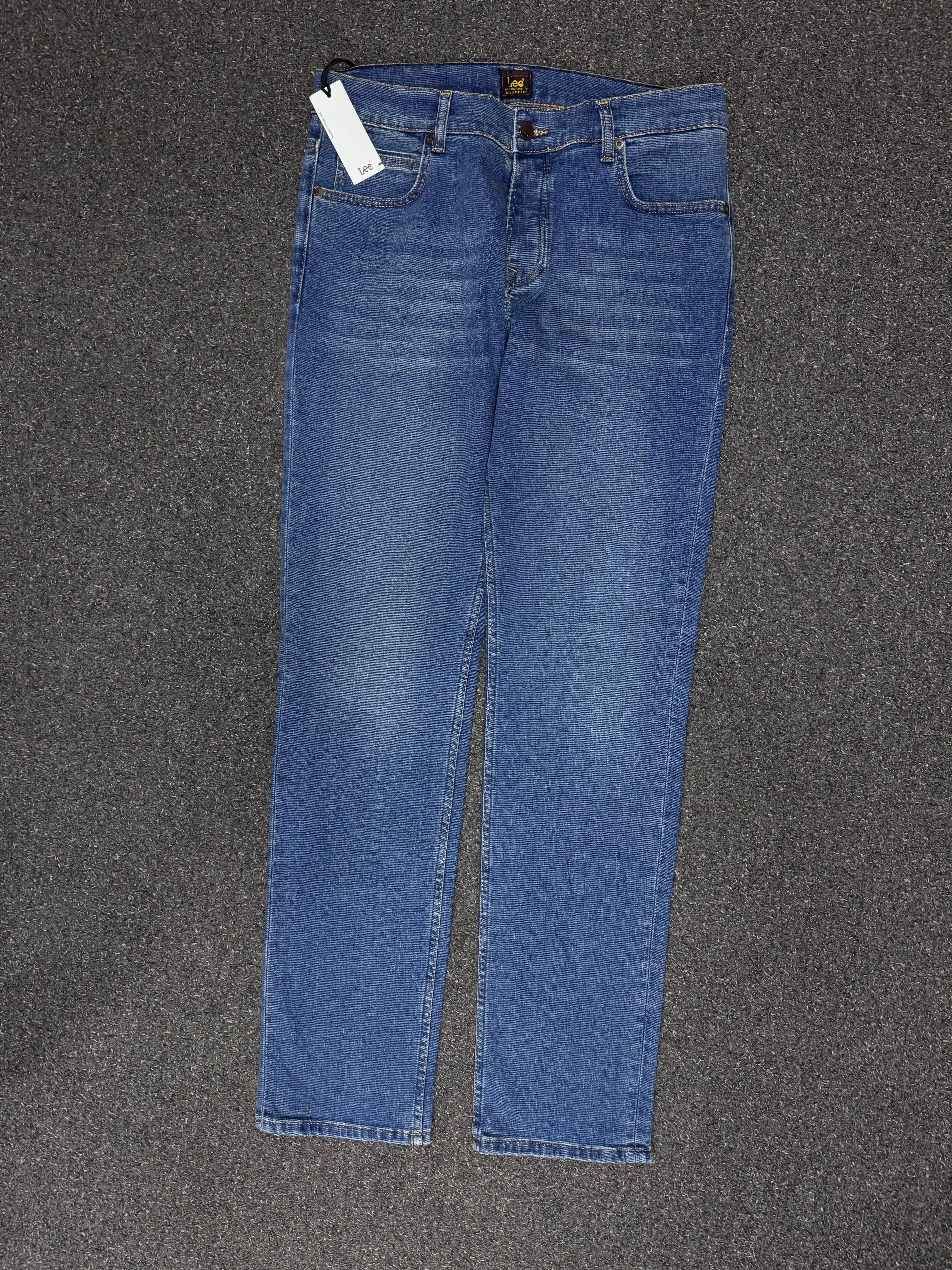 LEE REGULAR SLIM DARREN W33l34