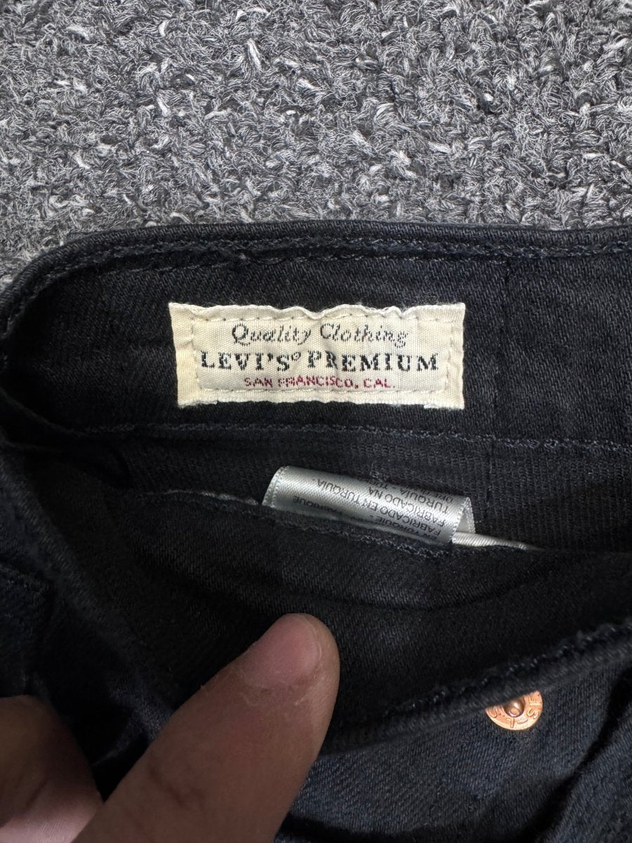 levi's wedgie straight w25l26