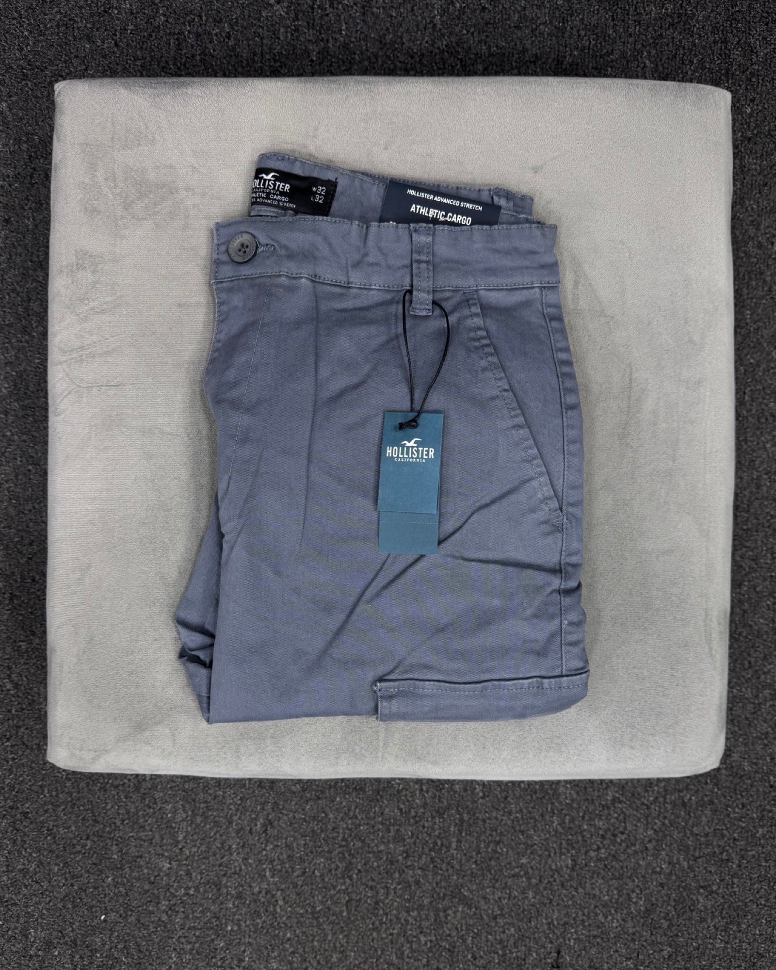 HOLLISTER
