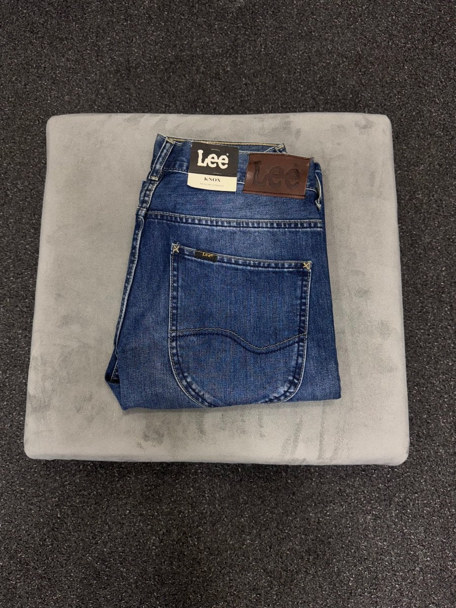 LEE STRAIGHT W31L34