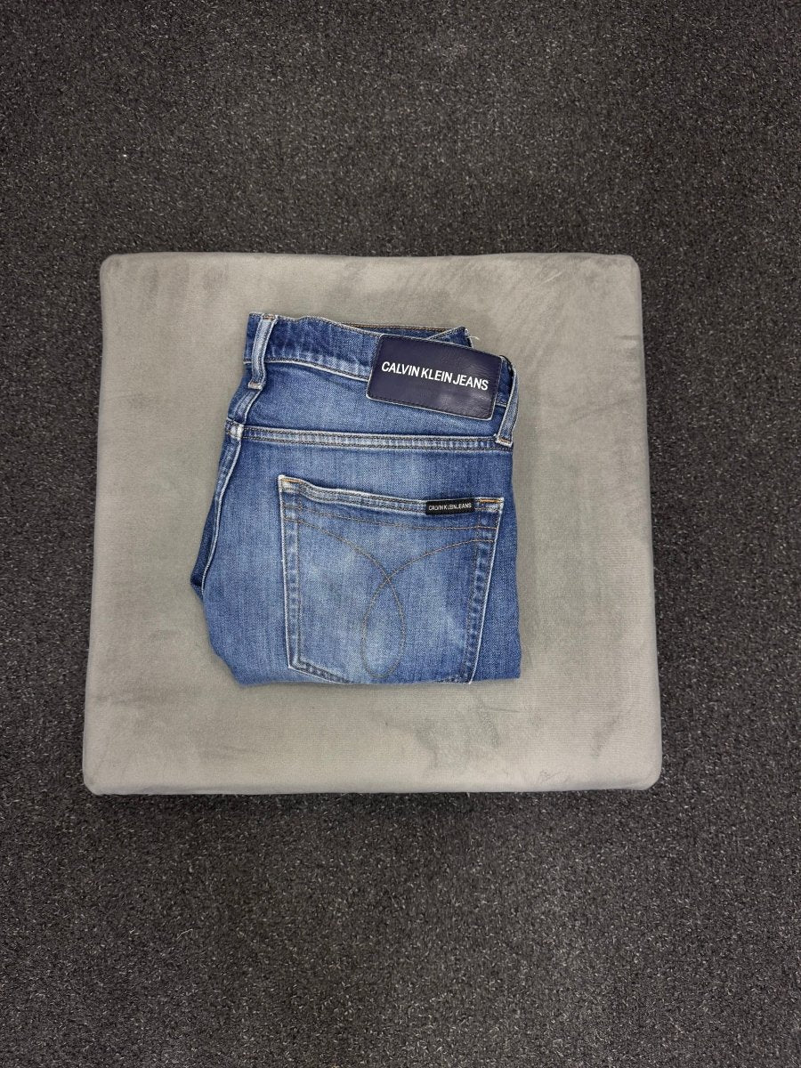 CALVIN KLEIN SLIM W32L32