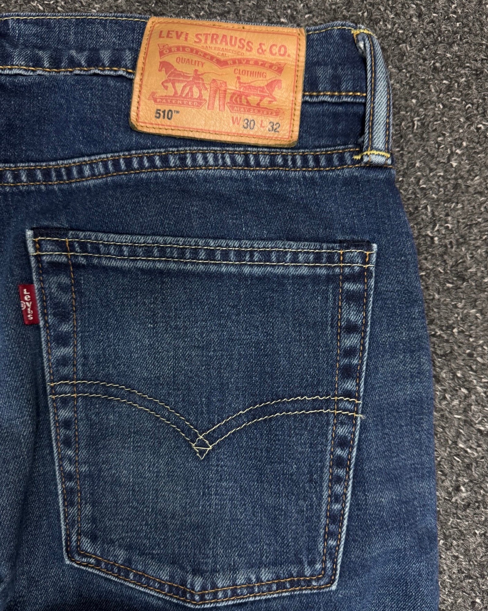 LEVI'S 510 W30l32