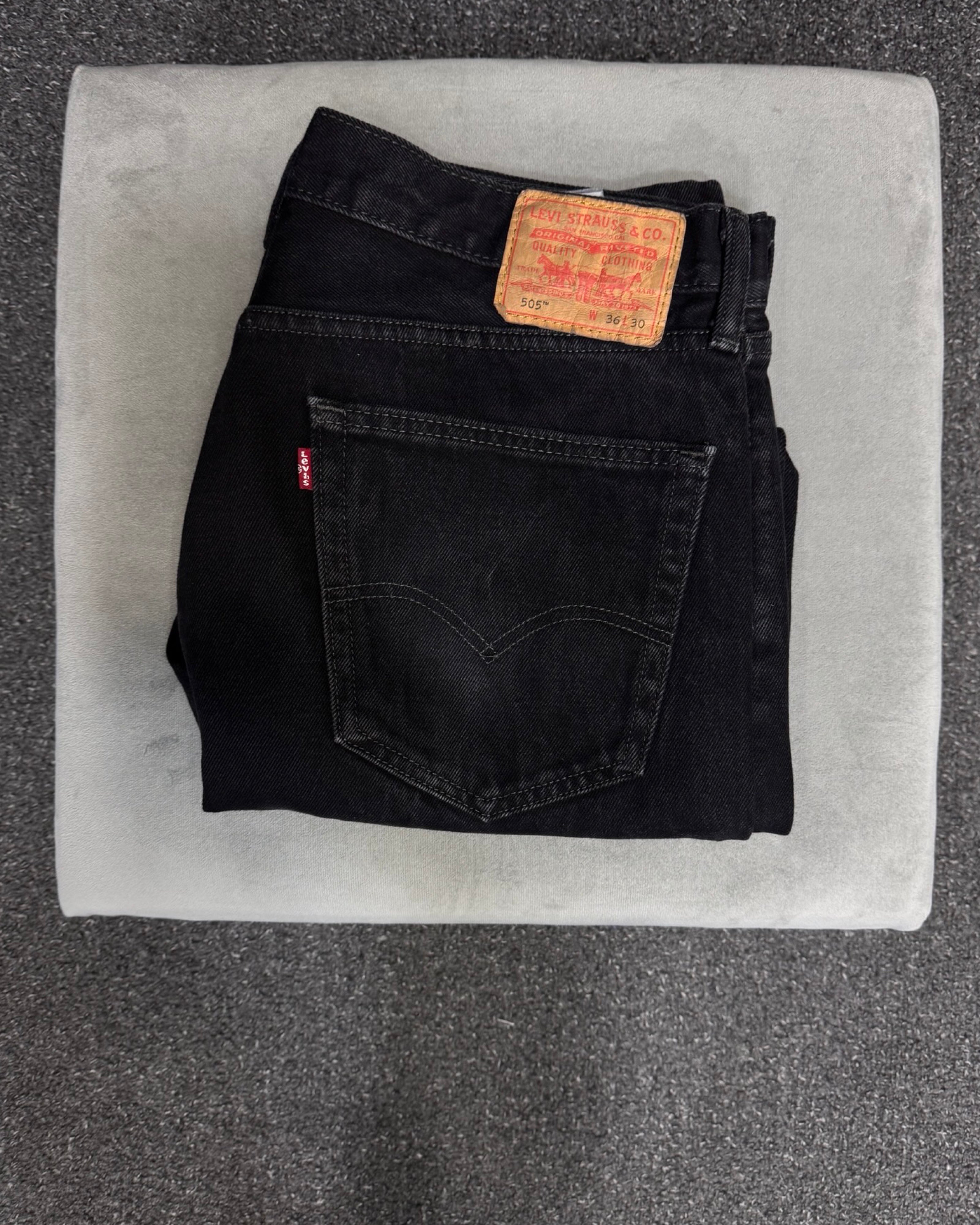 LEVI'S 505 w36l30