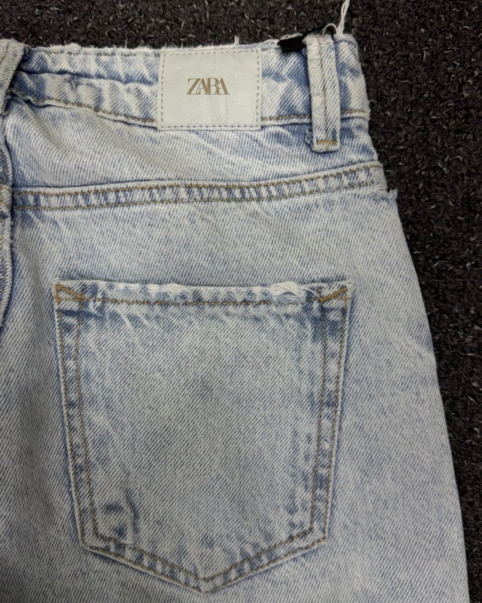 ZARA MOM W24L30