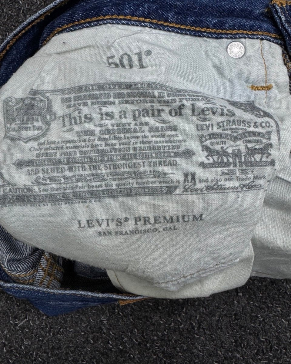 Levis Straight w26l28