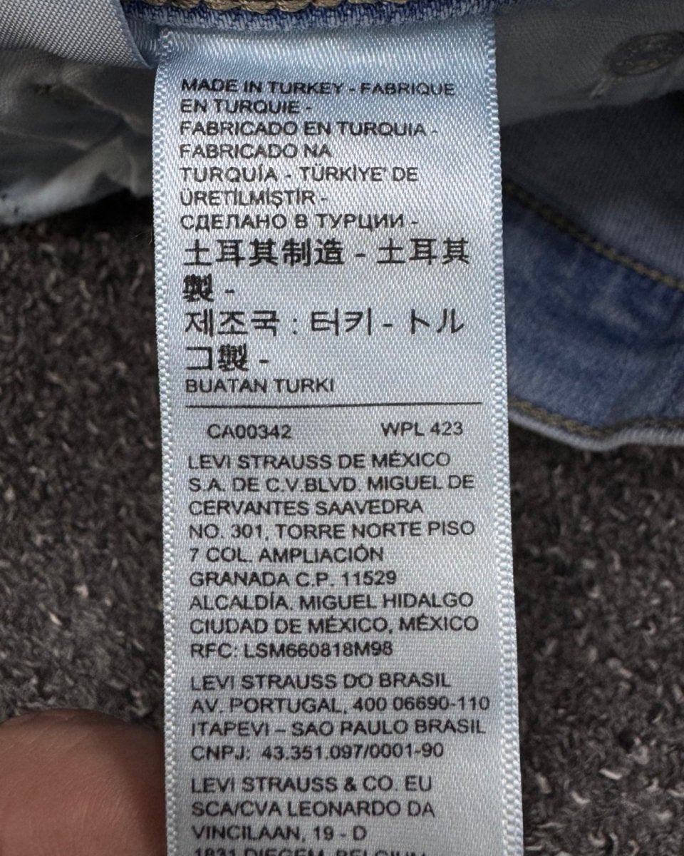levi's regular w31l30