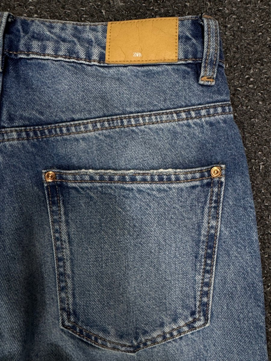 zara straight w24l34