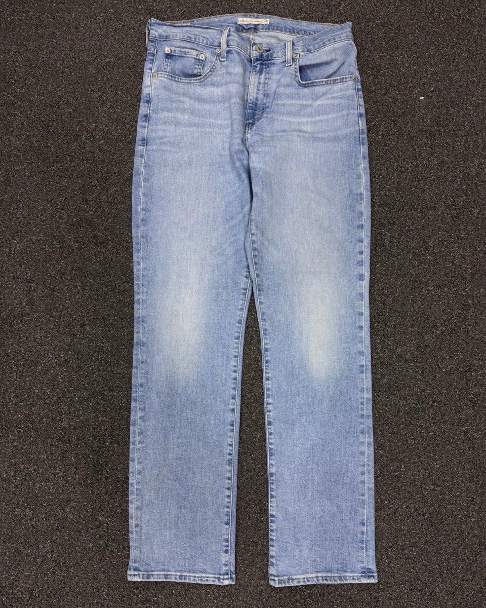 levi's regular w31l30