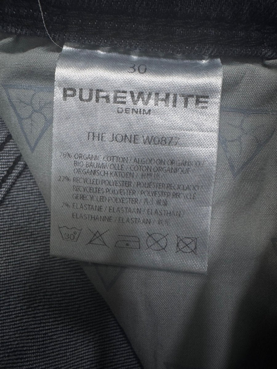Pure white Slim w30l32