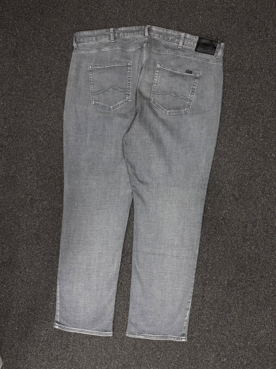 C&A Straight w44l32