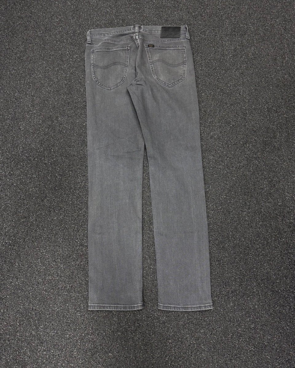 lee REGULAR W29L32