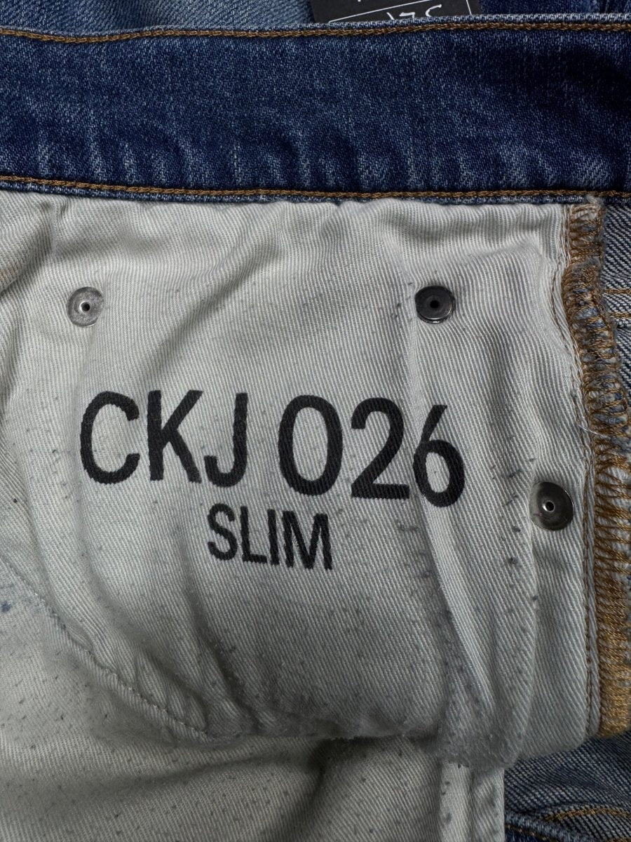 CALVIN KLEIN SLIM W32L32