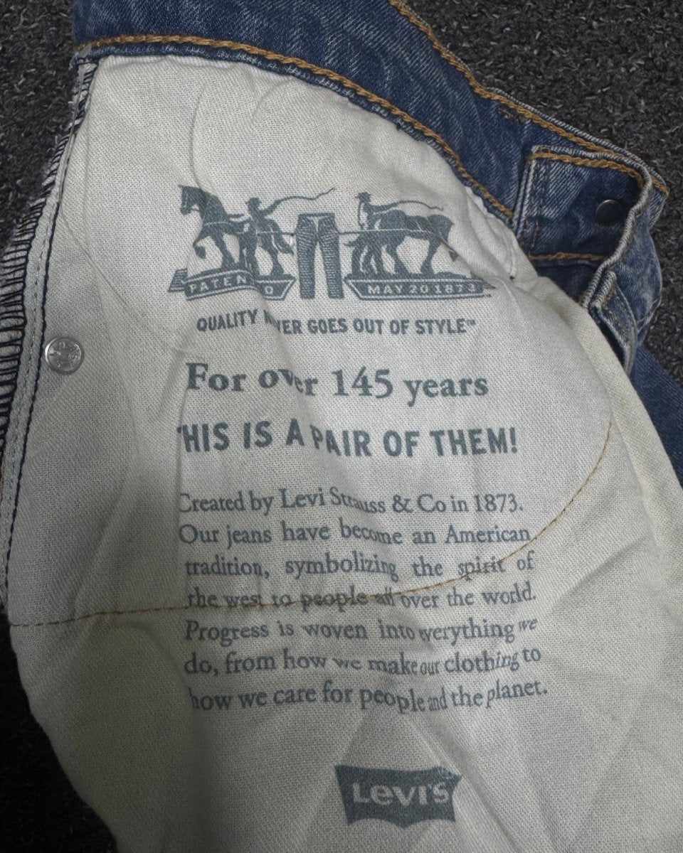 LEVI'S 559 straight w31l32