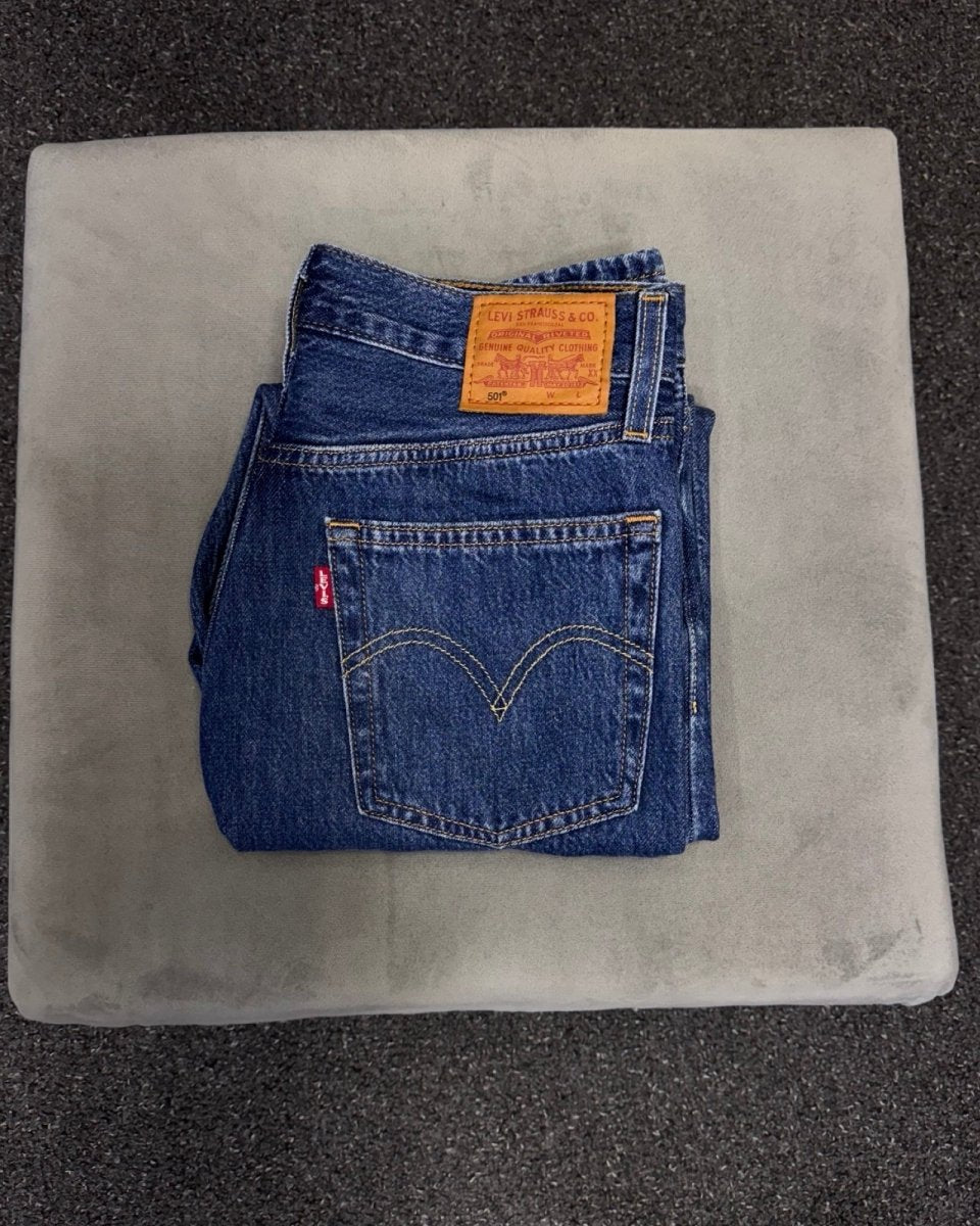 Levis Straight w26l28