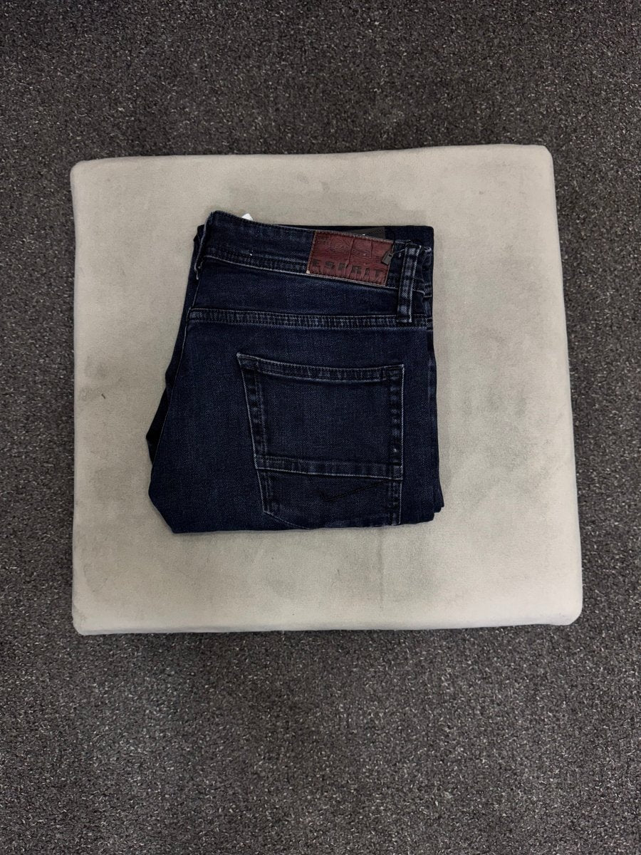 ESPRIT Straight w30l32