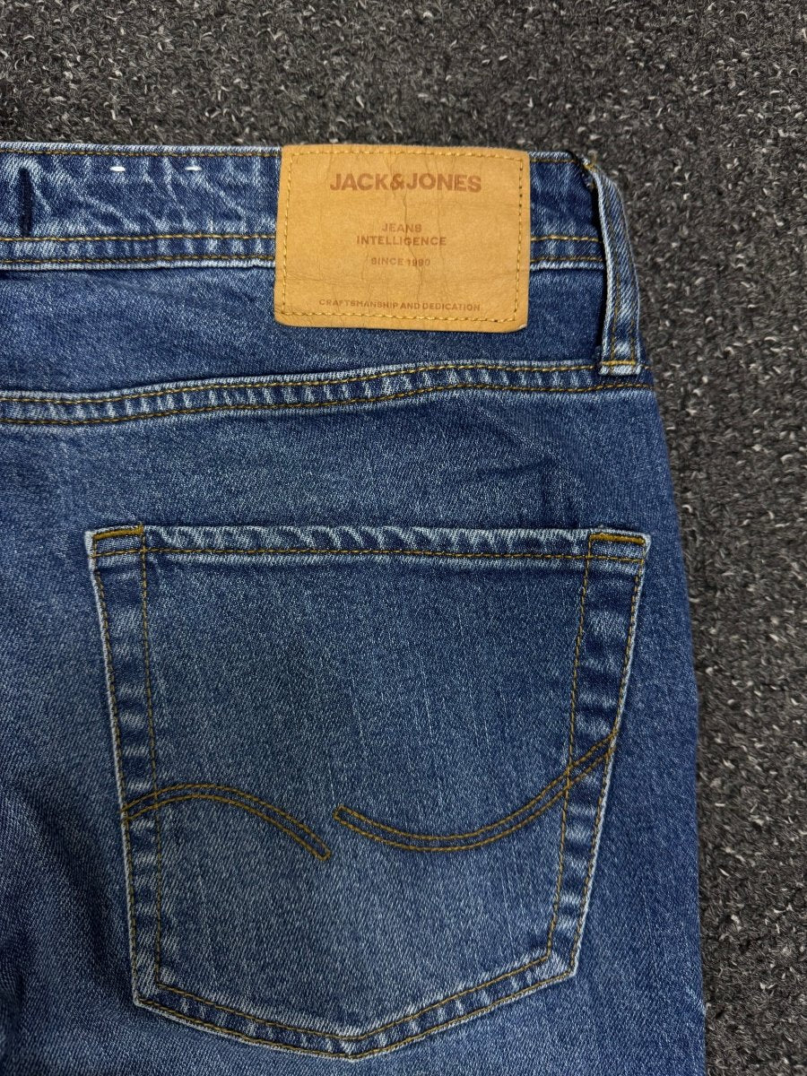 jack&jones regular w33l30
