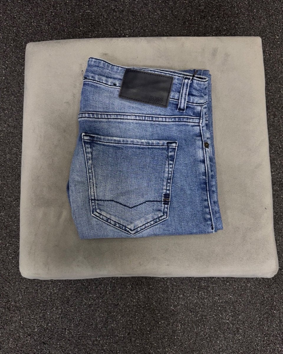 HUGO BOSS Regular w31l34