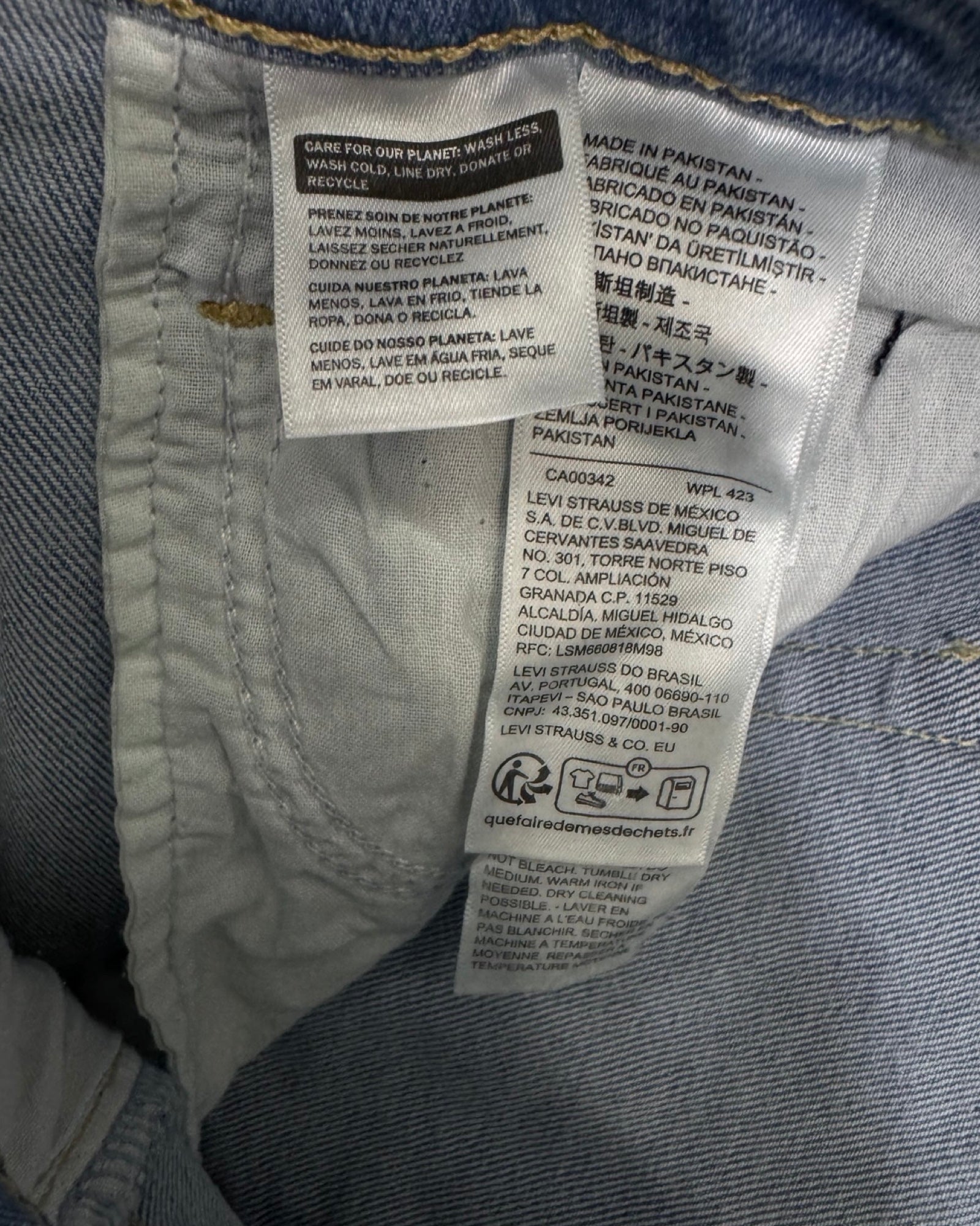 LEVIS 725 BOOTCUT W26L27