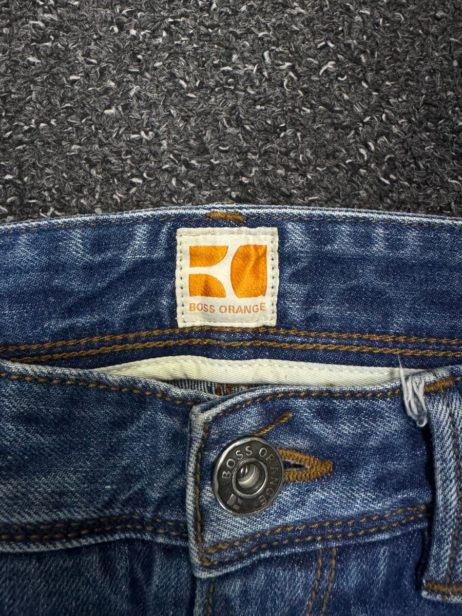 HUGO BOSS Regular w32l34