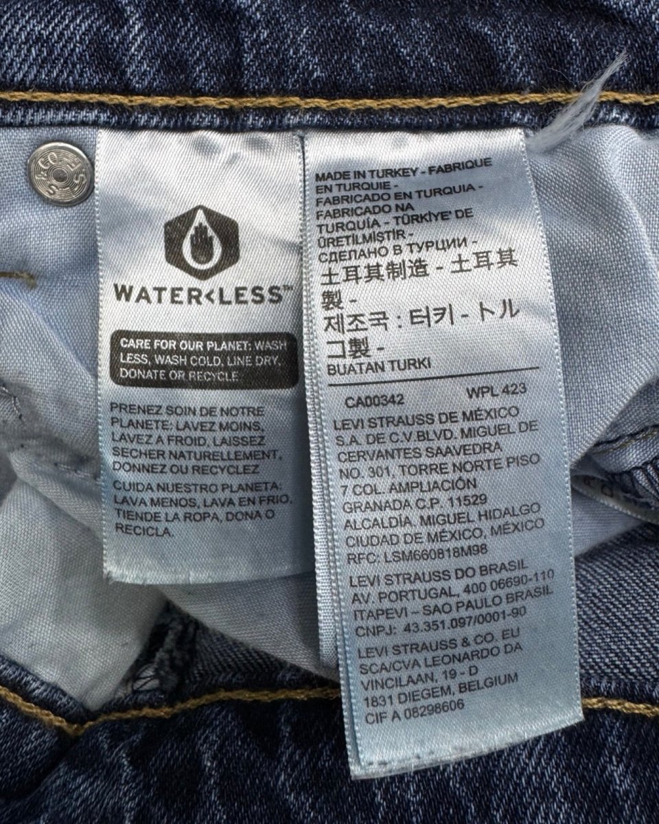 Levis Straight w25l30