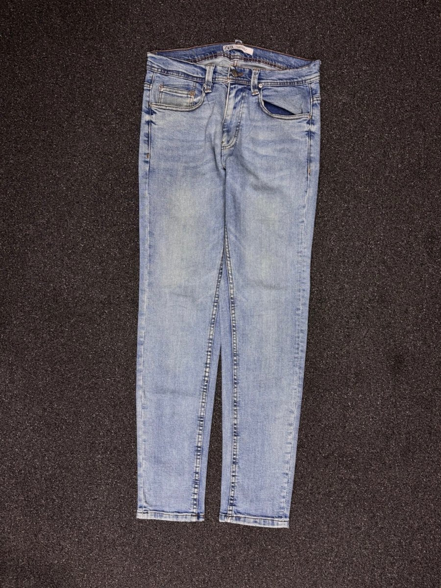 ZARA SLIM W31L32