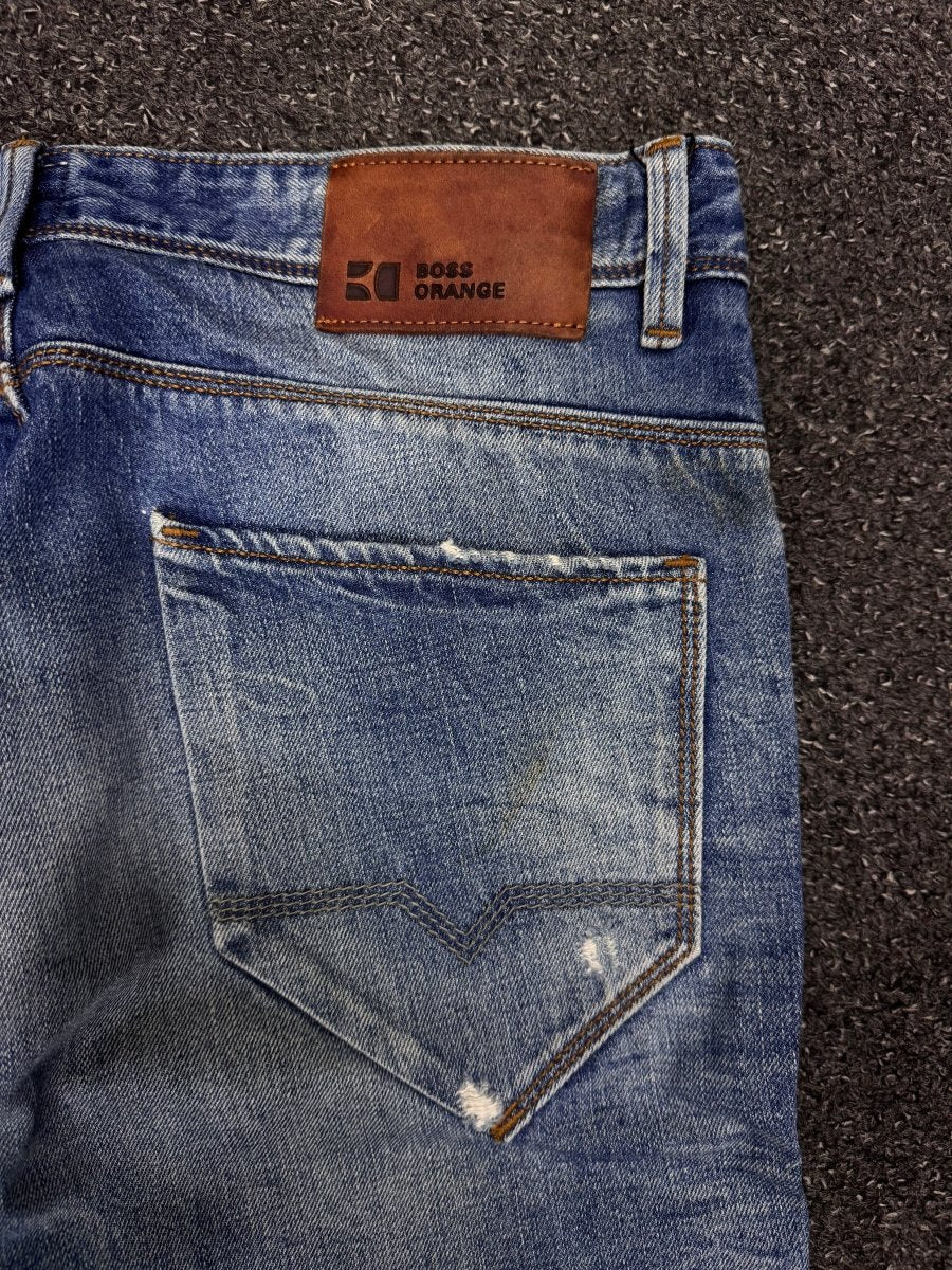 HUGO BOSS Regular w32l34