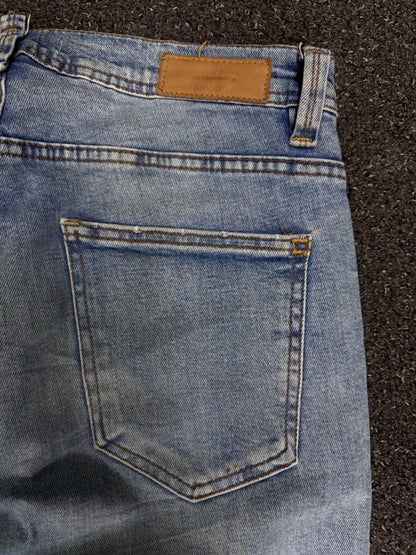 ZARA SLIM W31L32