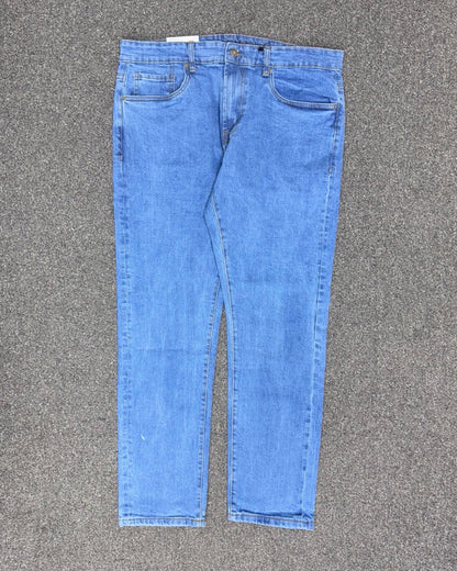 AMERICAN EAGLE