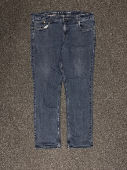 C&A Straight w40l32